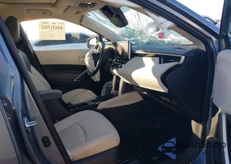 2024 Toyota Corolla Cross Xle z USA, uszkodzony, nr VIN 7MUDAABG9RV118529